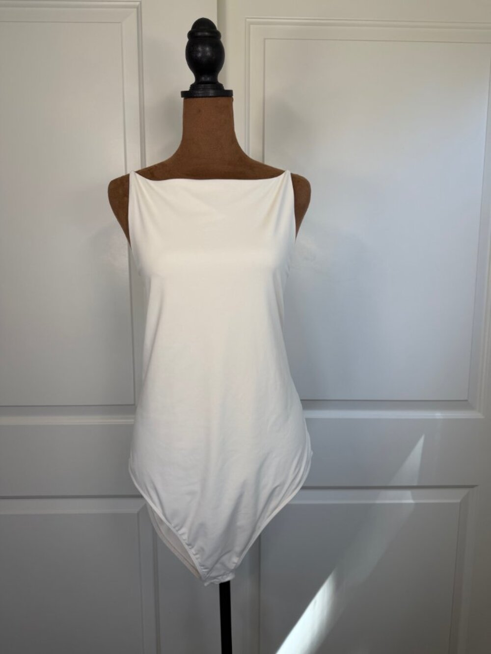 Old Navy Double Layer Cami Bodysuit White Sea Salt XL Stretch Fitted Tank - Picture 3 of 13